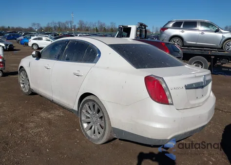 2010 Lincoln Mks Ecoboost z USA, uszkodzony, nr VIN 1LNHL9FT9AG610712